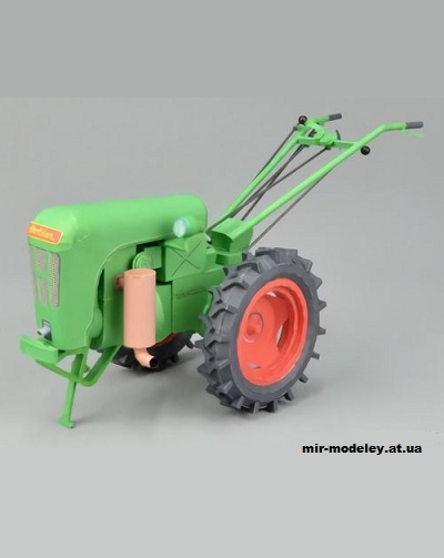 №1032 - Одноосный минитрактор Holder E11 (Mondorfer Bastelbogen) из бумаги