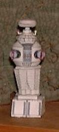 №12237 - Robot B 9 From Lost In Space (Cinema) из бумаги