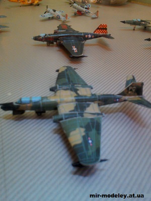 №12968 - English Electric Canberra / Martin B-57 Canberra (4 варианта) [Bruno VanHecke - Carlos Ferreira] из бумаги