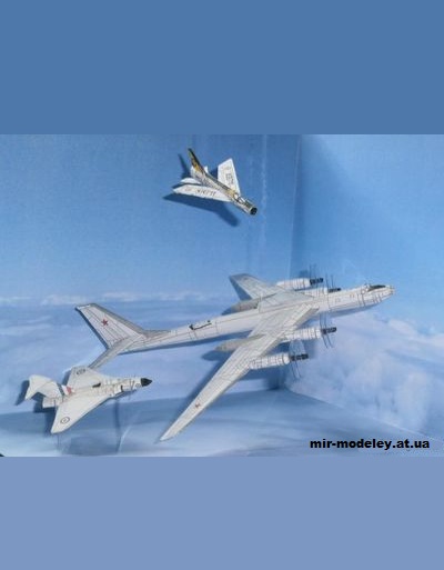 №13048 - Туполев Ту-95 / Tupolev Tu-95 [Bruno VanHecke] из бумаги