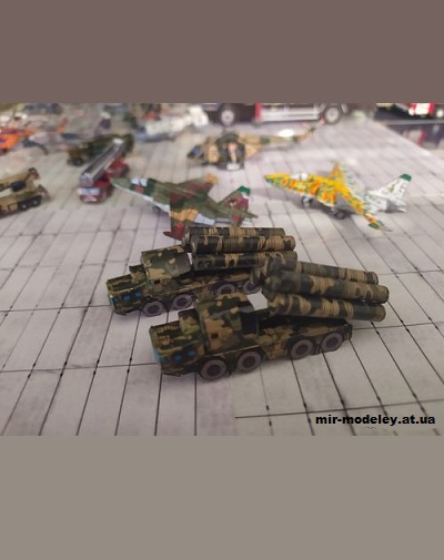 №13157 - Пусковая установка ракетного комплекса С-300 9П85С на шасси МАЗ-543М (Векторный перекрас модели от PR Models) из бумаги