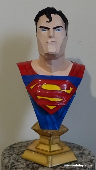№13354 - Бюст Superman (Paper Inside) из бумаги