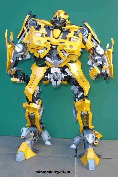 №13341 - Робот Bumblebee (Paper Inside) из бумаги