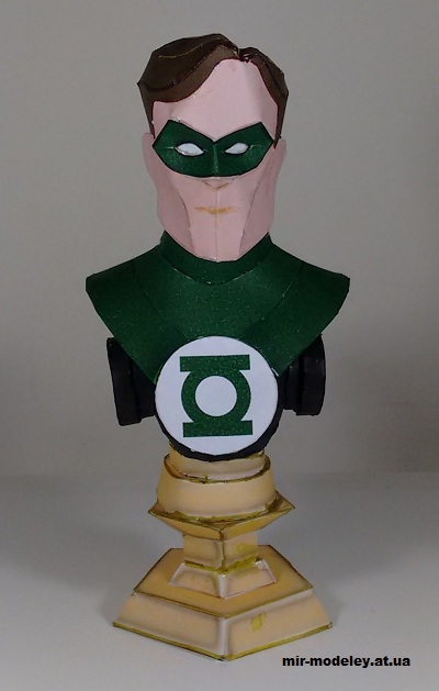 №13352 - Бюст Green Lantern (Paper Inside) из бумаги