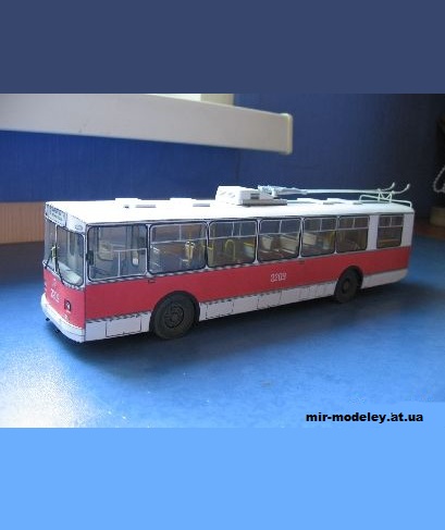 №13575 - Пассажирский троллейбус ЗИУ-682Б (Novamodel 35) из бумаги