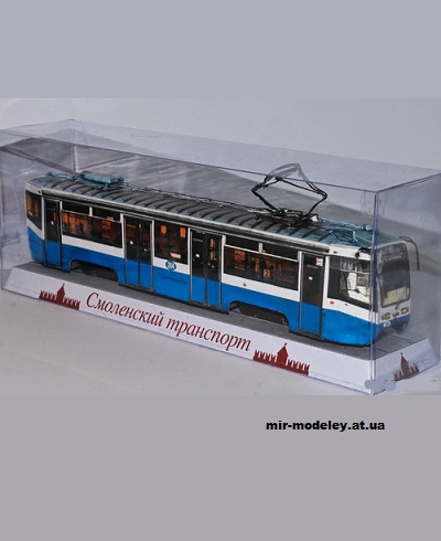 №13596 - Трамвай 71-619К (КТМ-19) в бело-синем цвете с подарочным боксом-подставкой (Mungojerrie) из бумаги