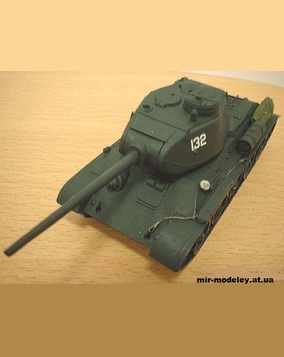№13827 - Советский средний танк Т-34-85 с орудием Д-5Т [Serezasmodels] из бумаги