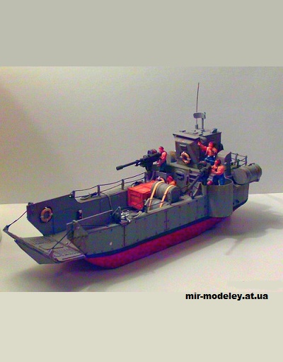 №14817 - Imperial Landing Craft (Warhammer 40k) из бумаги