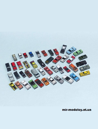 №15474 - Набор гражданской техники классических автомобилей (R & P Models) из бумаги