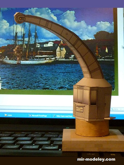 №17037 - Портовый кран 