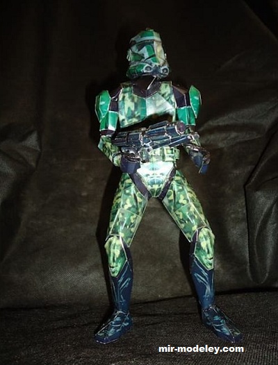 №17476 - Commander gree (Noturno Sukhoi) из бумаги