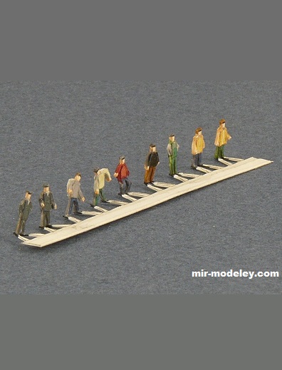 №17750 - Crew Figures (Paper Shipwright) из бумаги