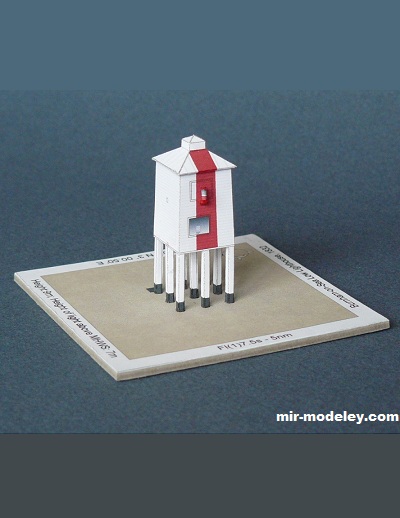 №17737 - Burnham-on-Sea Low Lighthouse (Paper Shipwright) из бумаги