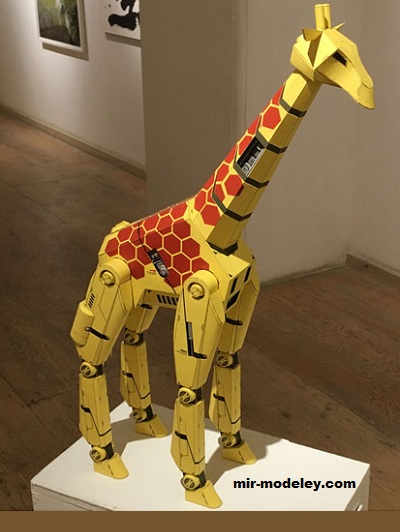 №18800 - Механический жираф (SF Papercraft) из бумаги