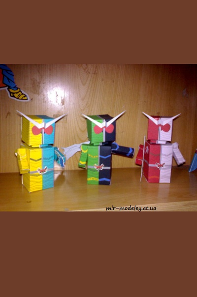 №6402 - Kamen Rider W (SD) (Paper-Replika) из бумаги