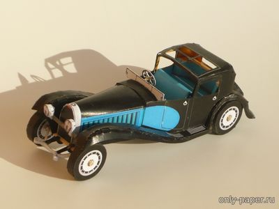 №8517 - Bugatti La Royale coupé Napoleón (Fifik) из бумаги